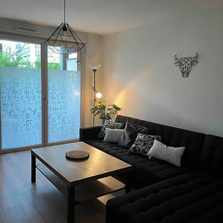 Appartamento Balnéo Jardins D'eloïse à *