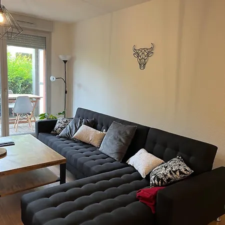Balneo Jardins D'eloise A Apartmán *
