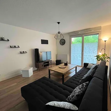 Appartamento Balnéo Jardins D'eloïse à Tolosa