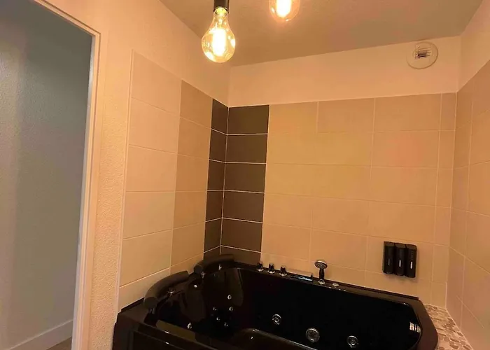 Balneo Jardins D'eloise A 아파트 *